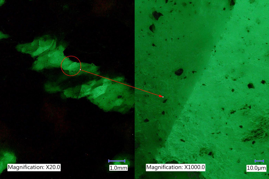 Fluoreszentes Mineral (willemite) bei 20x und 1000x, VH-ZST Objektiv, Royalblau Anregung