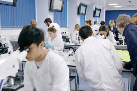Digital Classroom with ZEISS Microscopes