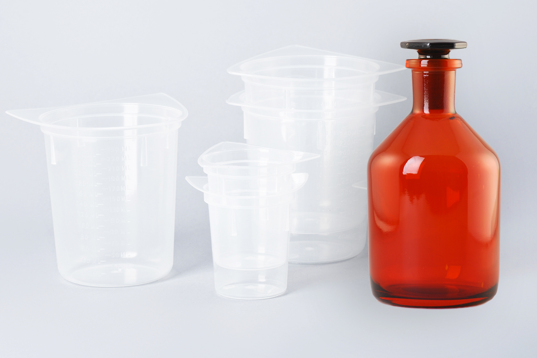Beakers & Bottles