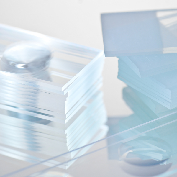 SLIDES & SAMPLE HOLDERS